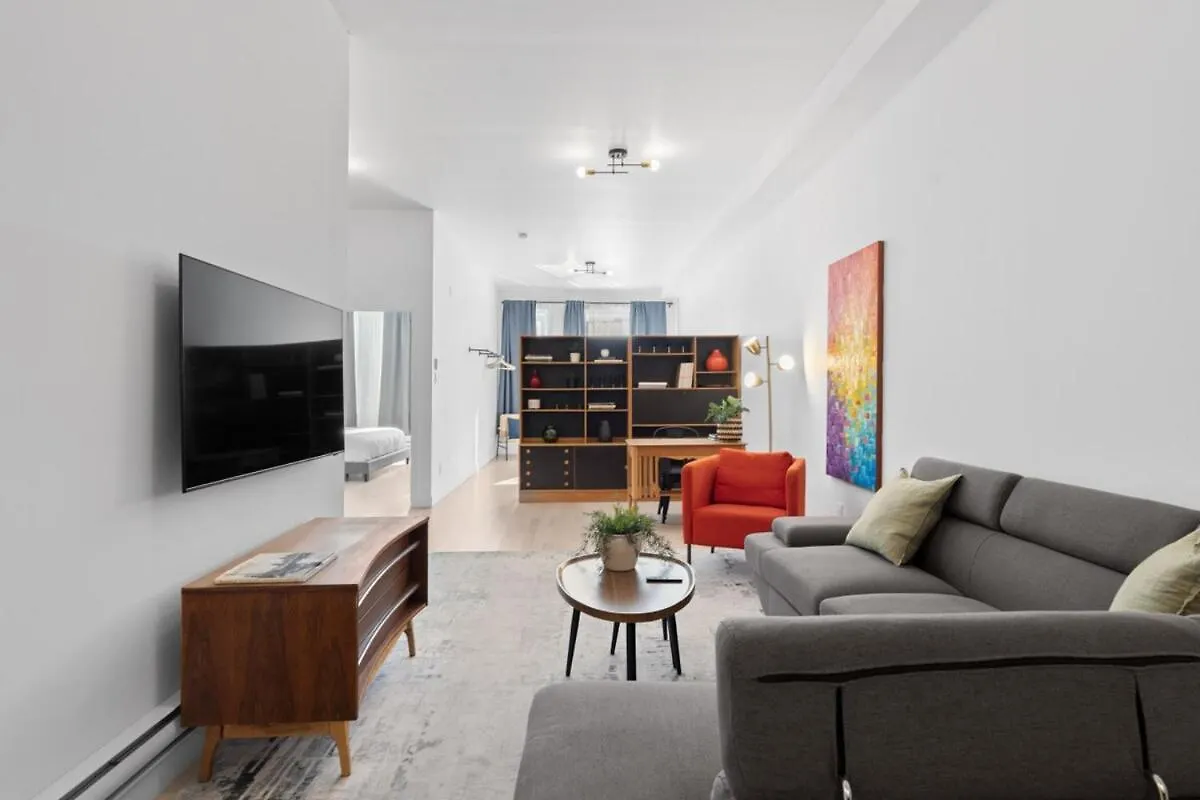 New Modern 2Bdr Apartment In Little Italy Montreal